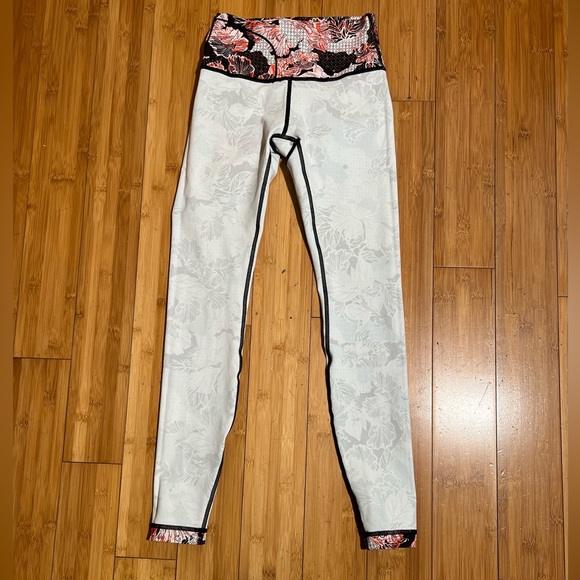 NWOT Lululemon LE Lunar New Year CNY Wunder Under High Rise Tight Size 6 - Picture 10 of 14